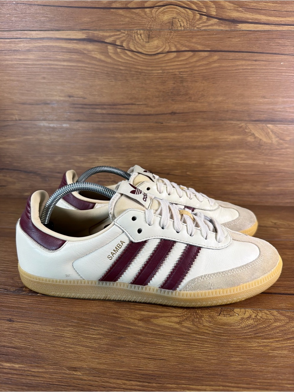 Adidas Samba OG Retro Men’s Size 9.5 Vintage Leather Sneakers Men’s Size 9.5